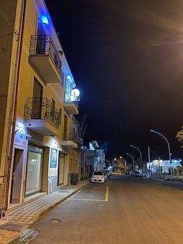 airport house bandb