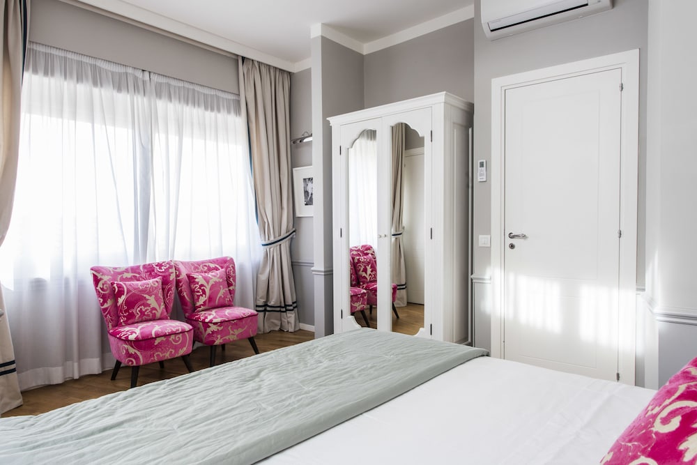 la malandrina apartments and suites