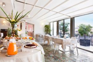 Hotel Porta Felice & Spa,Near Regional Gallery,4 star