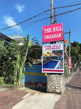 the hill ungasan house