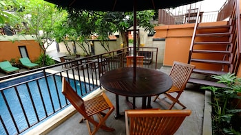 the hill ungasan house