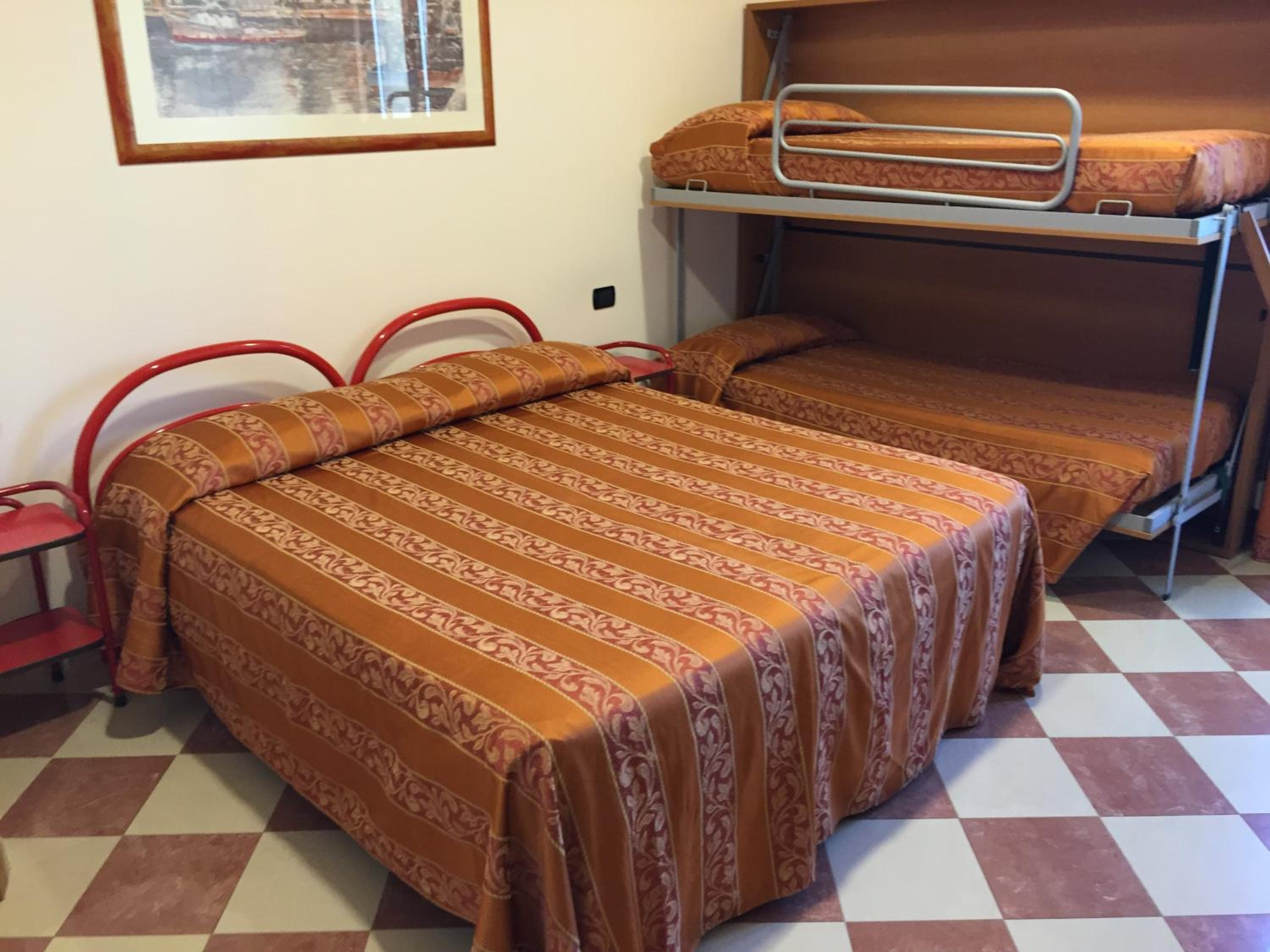 hotel fiorella