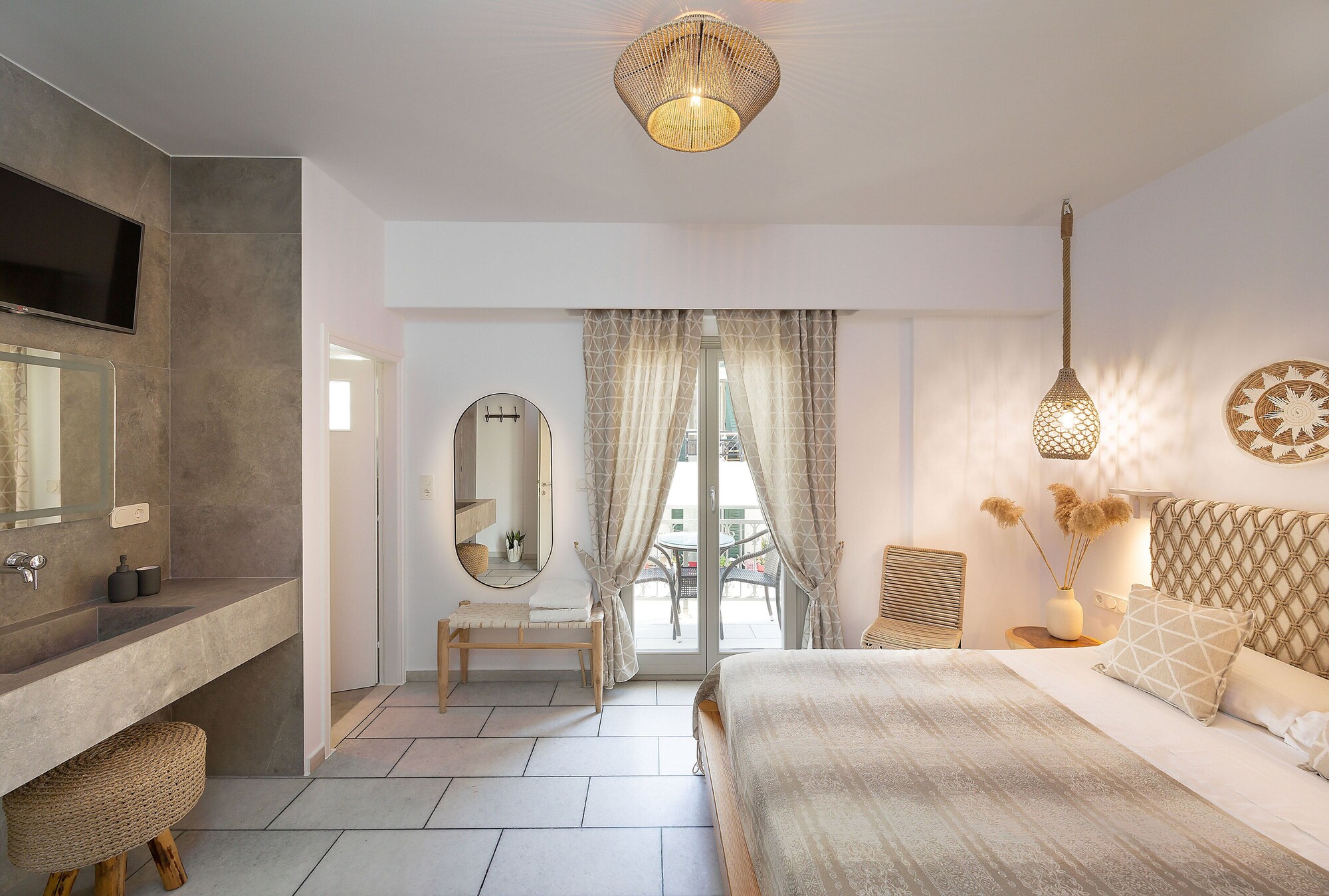 hotel villa flora