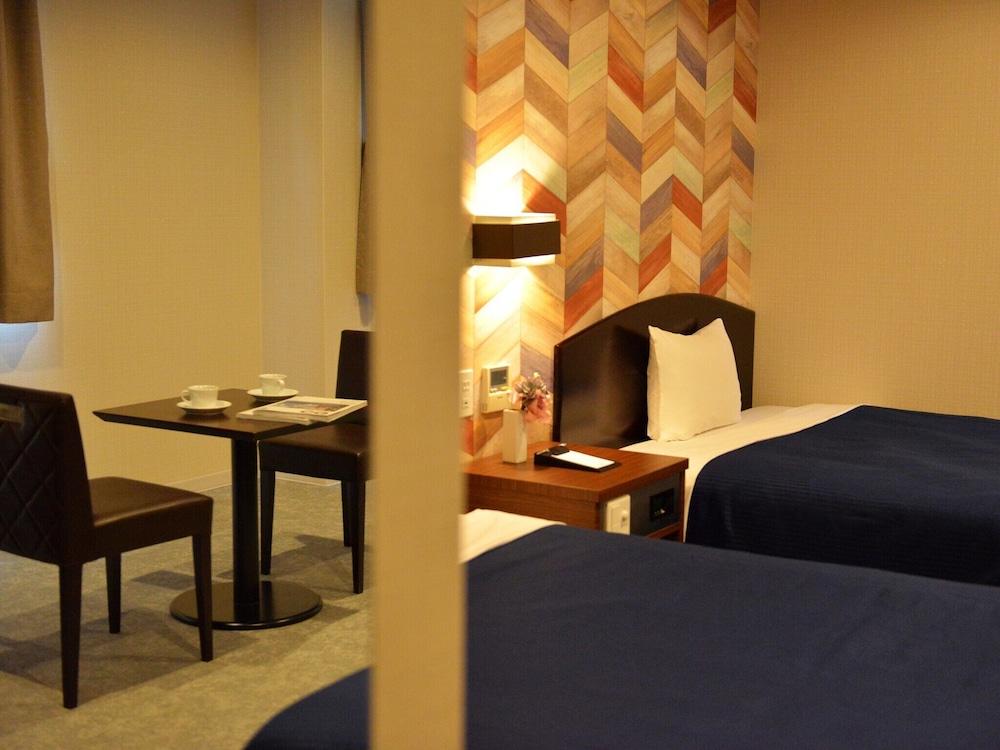 hotel new gaea yakuin