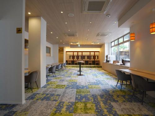 hotel new gaea yakuin