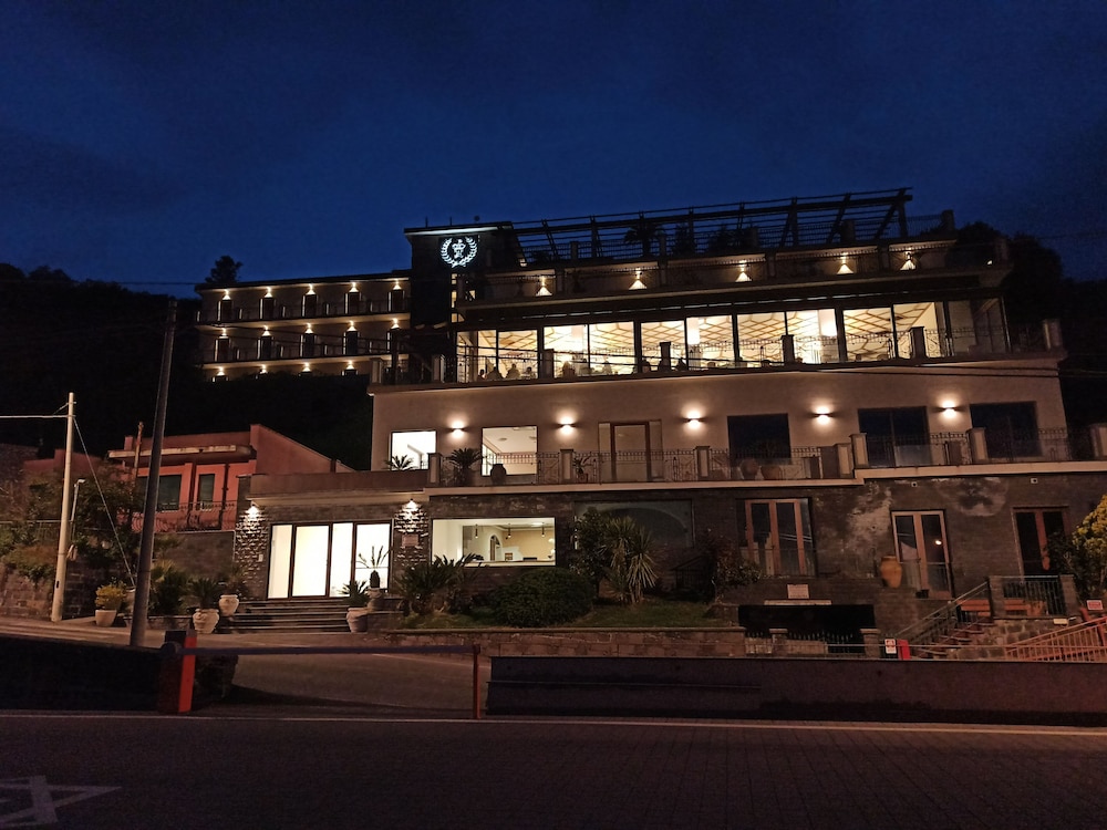 hotel primavera delletna