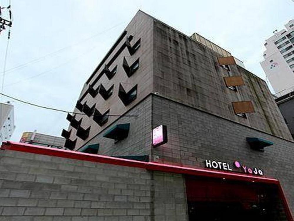hotel yaja sinlim