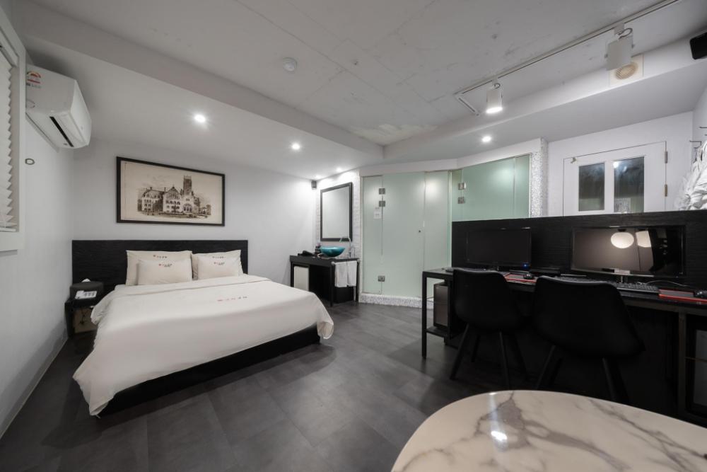 hotel yaja sinlim