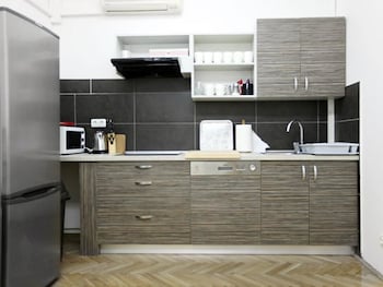 whole wide world hostel and bar