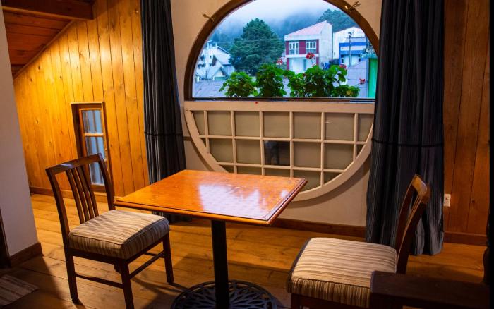 the golf green hotel