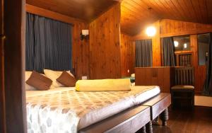 the golf green hotel