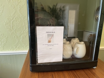 Beechwood Ensuite Guest House,Glasgow>>Ayr,3 star