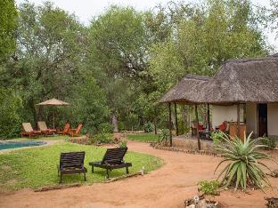 Ku Sungula Safari Lodge,In A National Park,4 star