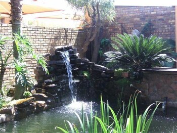 Kalahari Guest House,Emalahleni,3 star