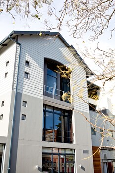 Heritage Square Apartments,Durbanville>>Cape Town,4 star