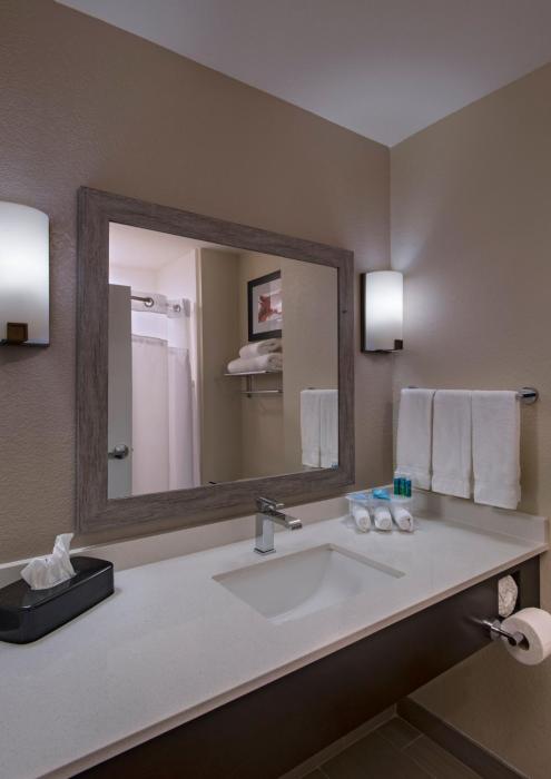 holiday inn express and suites austin nw four points