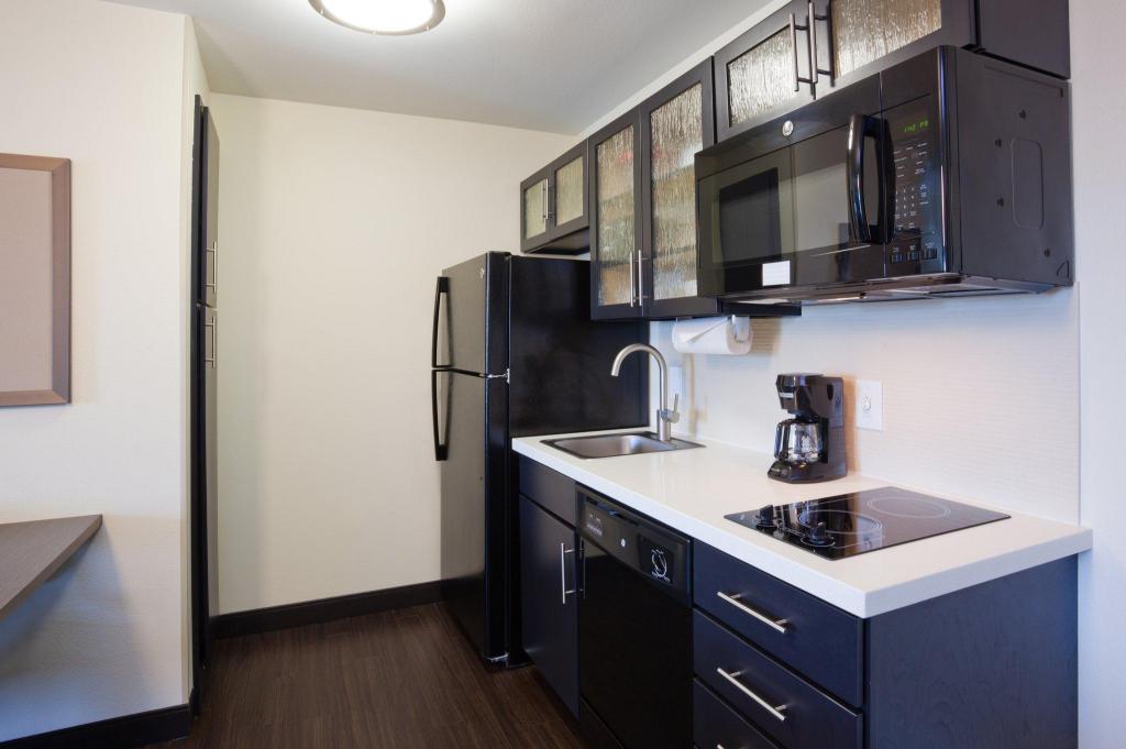 candlewood suites dickinson nd by ihg