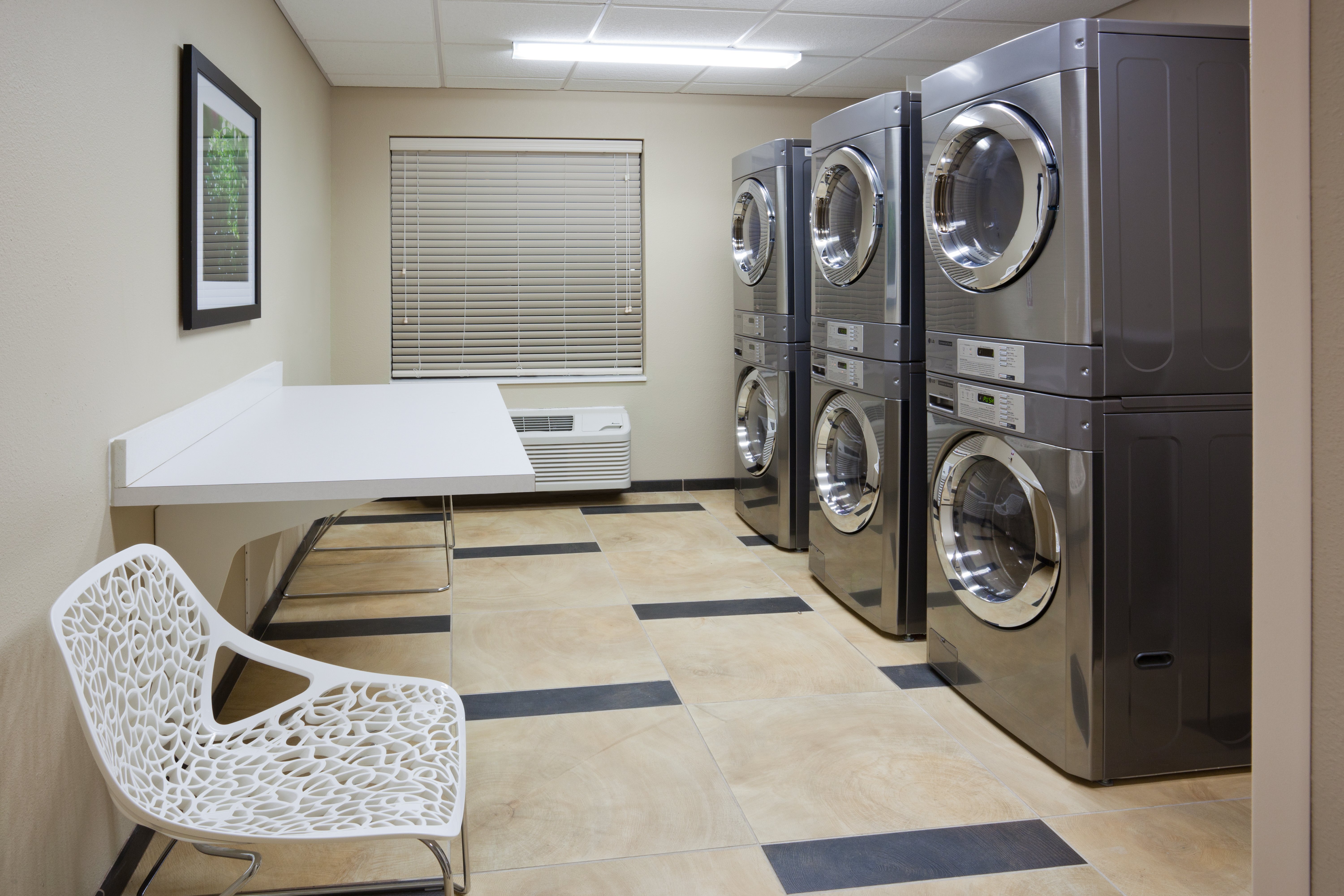 candlewood suites dickinson nd by ihg