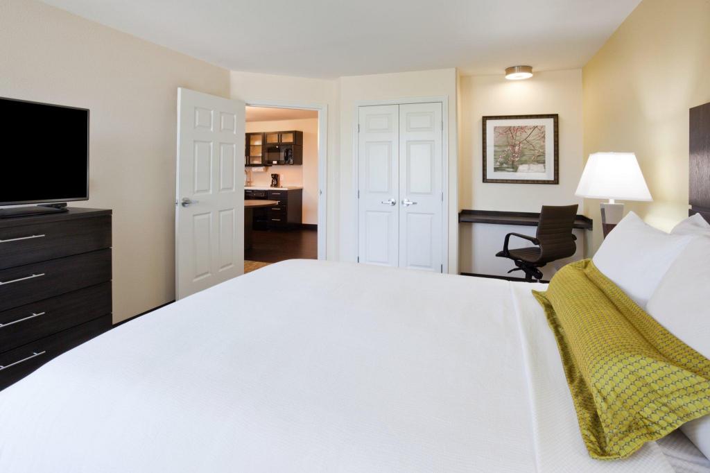 candlewood suites dickinson nd by ihg