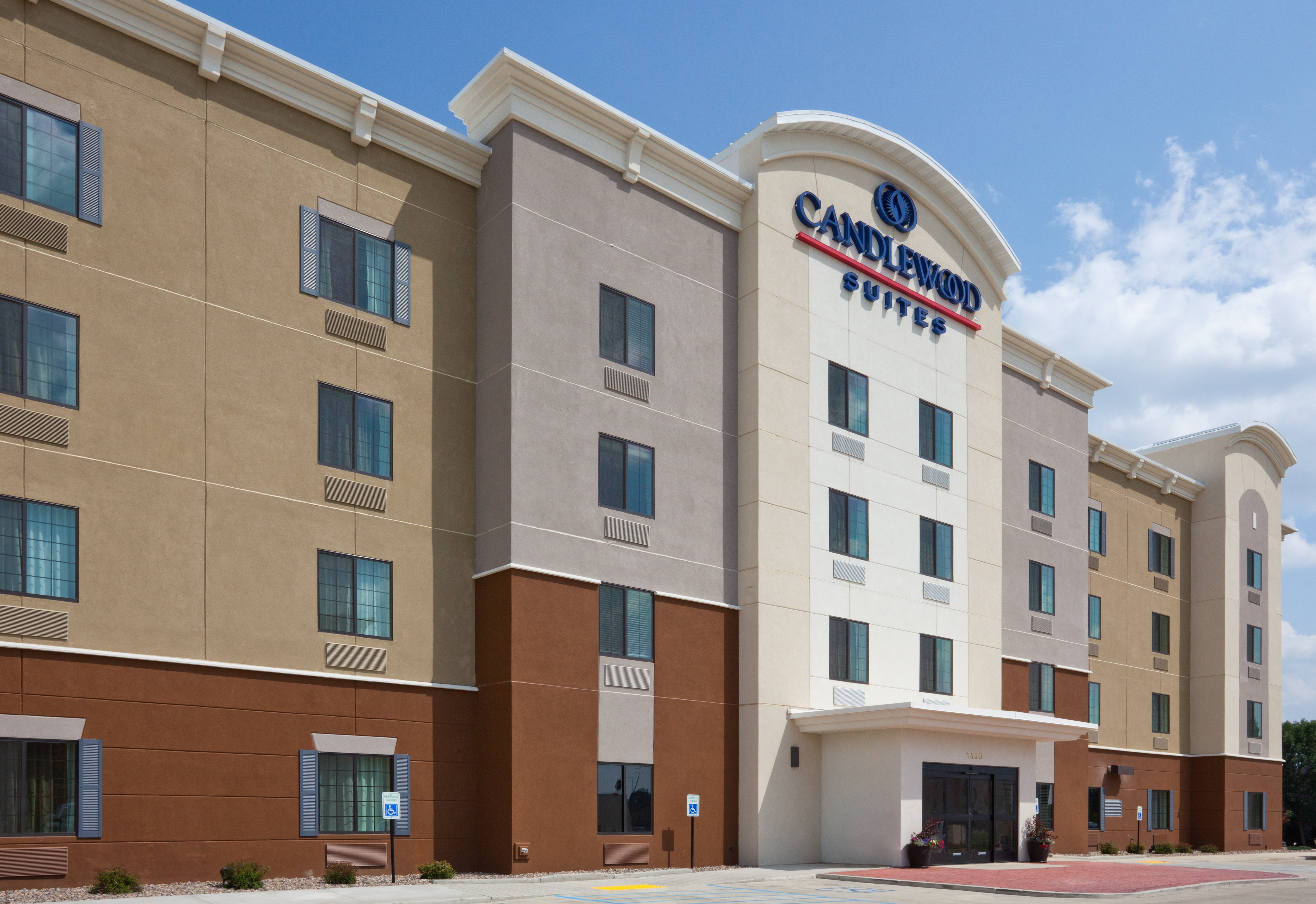 candlewood suites dickinson nd by ihg
