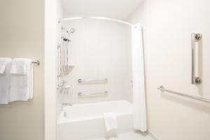 candlewood suites dickinson nd by ihg