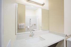 candlewood suites dickinson nd by ihg