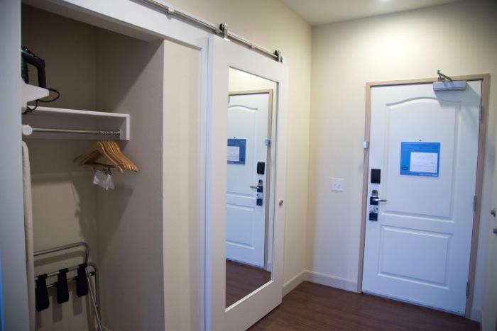 hampton inn and suites mckinney