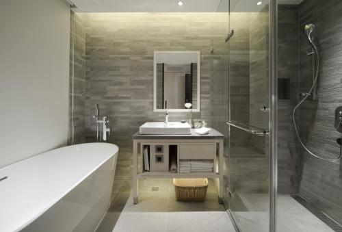 riverview suites taipei