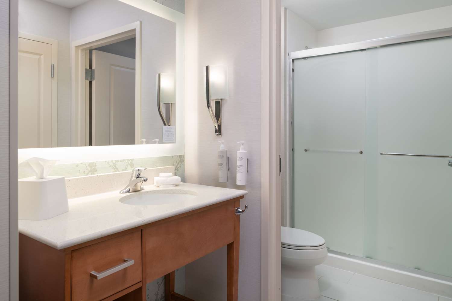 homewood suites by hilton gateway hills nashua