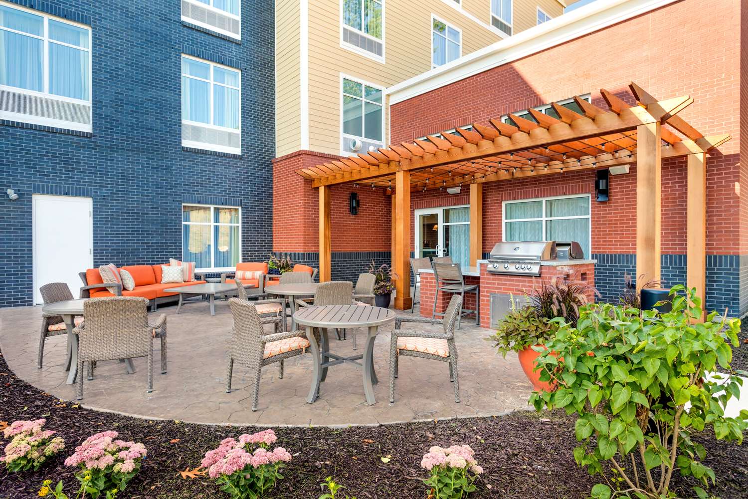 homewood suites by hilton gateway hills nashua