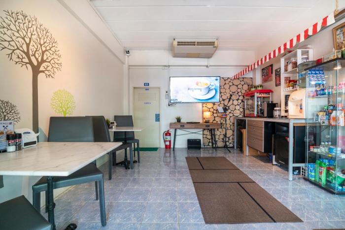 aromdee apartment