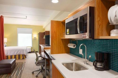 home2 suites by hilton albany wolf rd