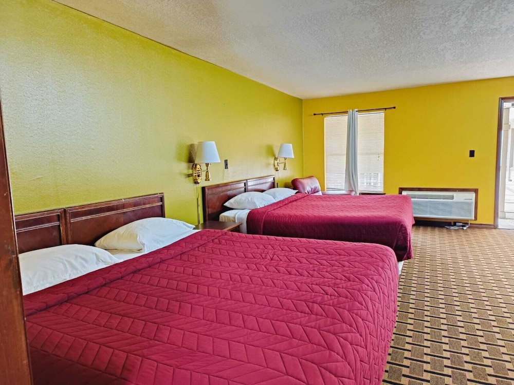 Hotel O Victorian Inn Athens Tx,Henderson County>>Athens,3 star