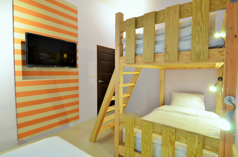 im here bandb pengs family