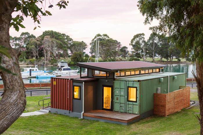 coastal pods wynyard