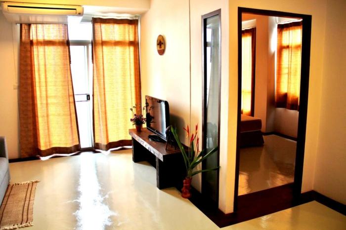 the meet green apartment