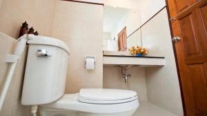 the meet green apartment