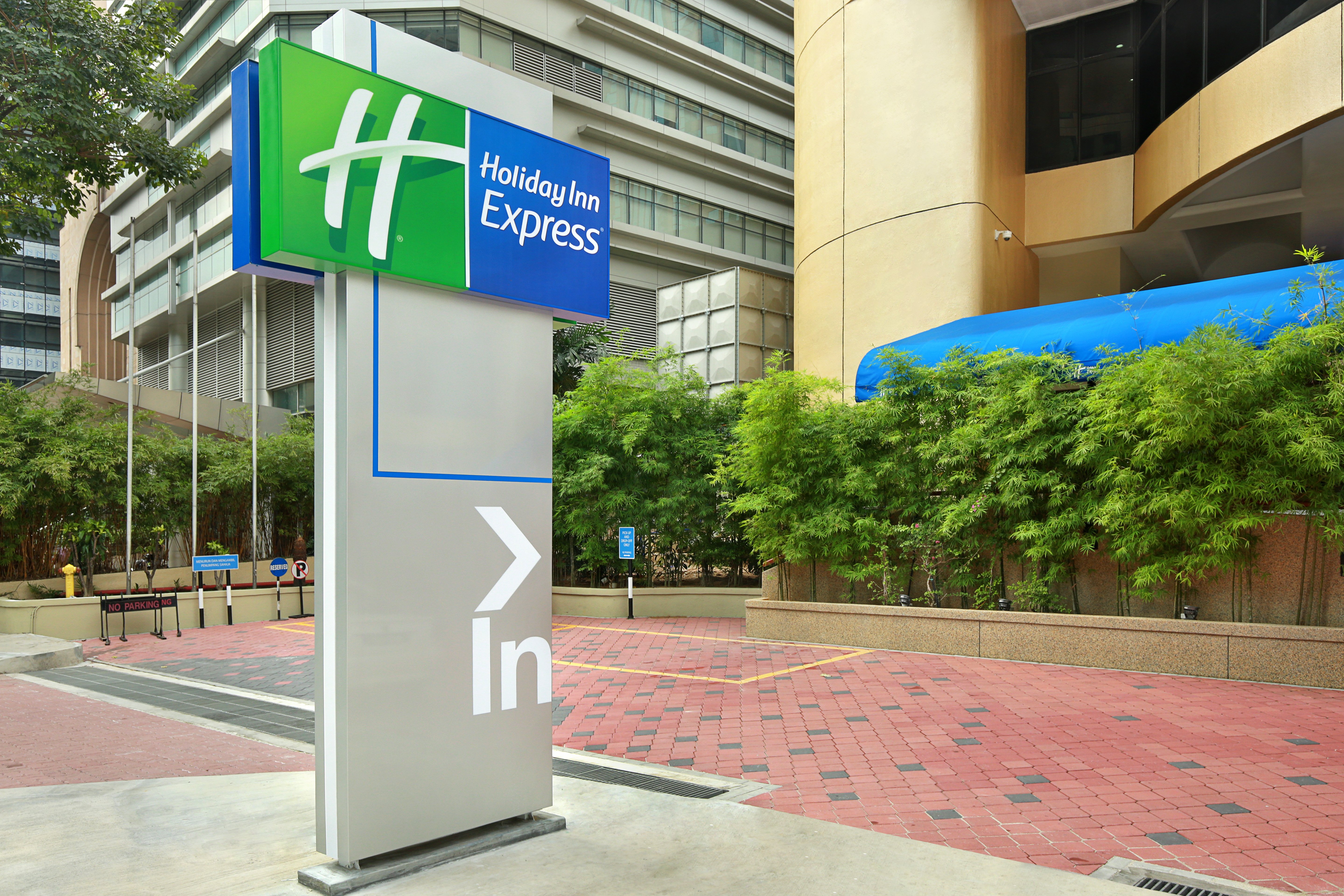 holiday inn express kuala lumpur city centre by ihg