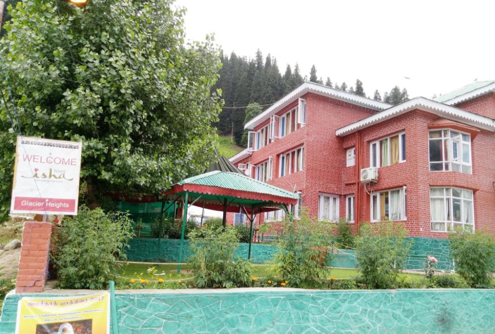 hotel glacier heights