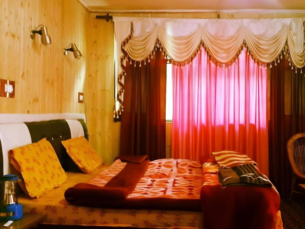 hotel glacier heights