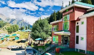 hotel glacier heights