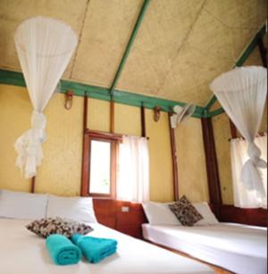 smile bungalows