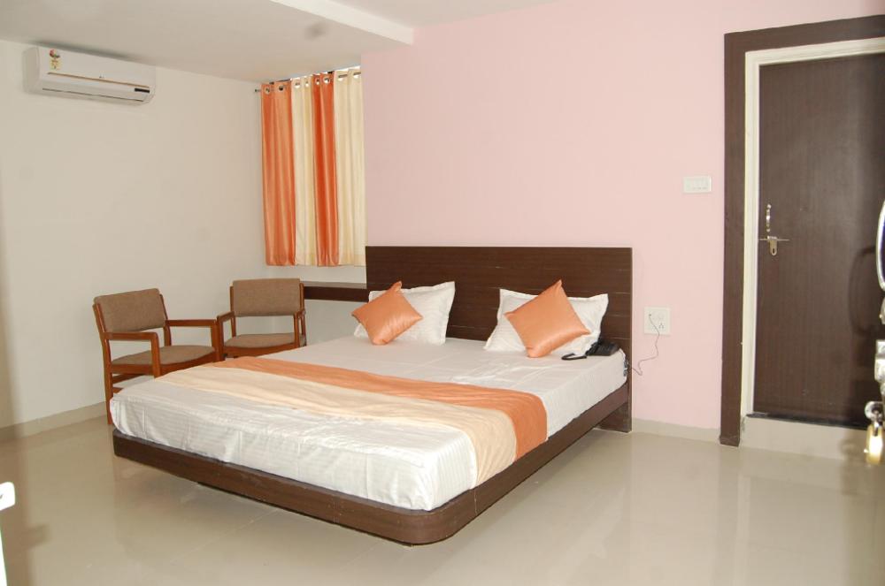 hotel parth executive