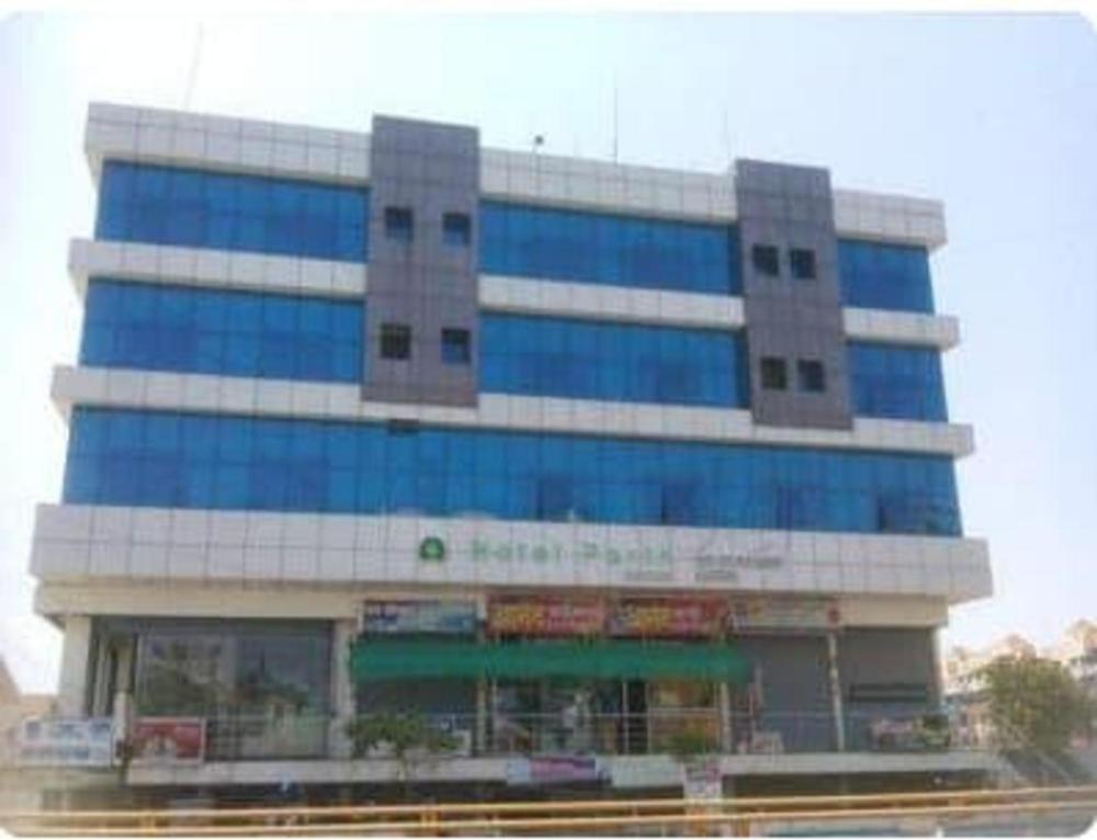 hotel parth executive