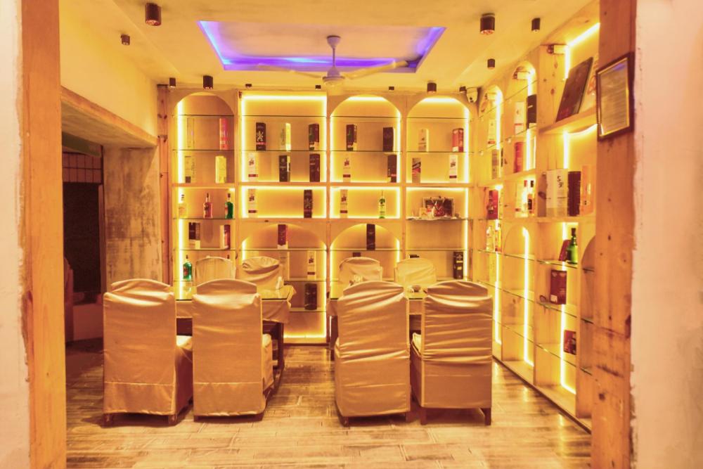 hotel dev residency 350 meters from nakki lake