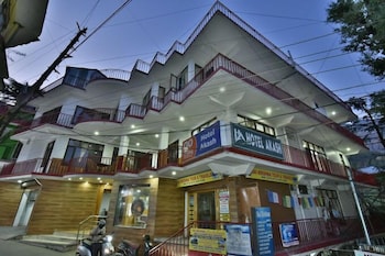 hotel akash luxury hotel in mcleodganj