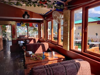 hotel akash luxury hotel in mcleodganj