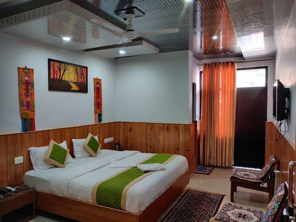 hotel akash luxury hotel in mcleodganj