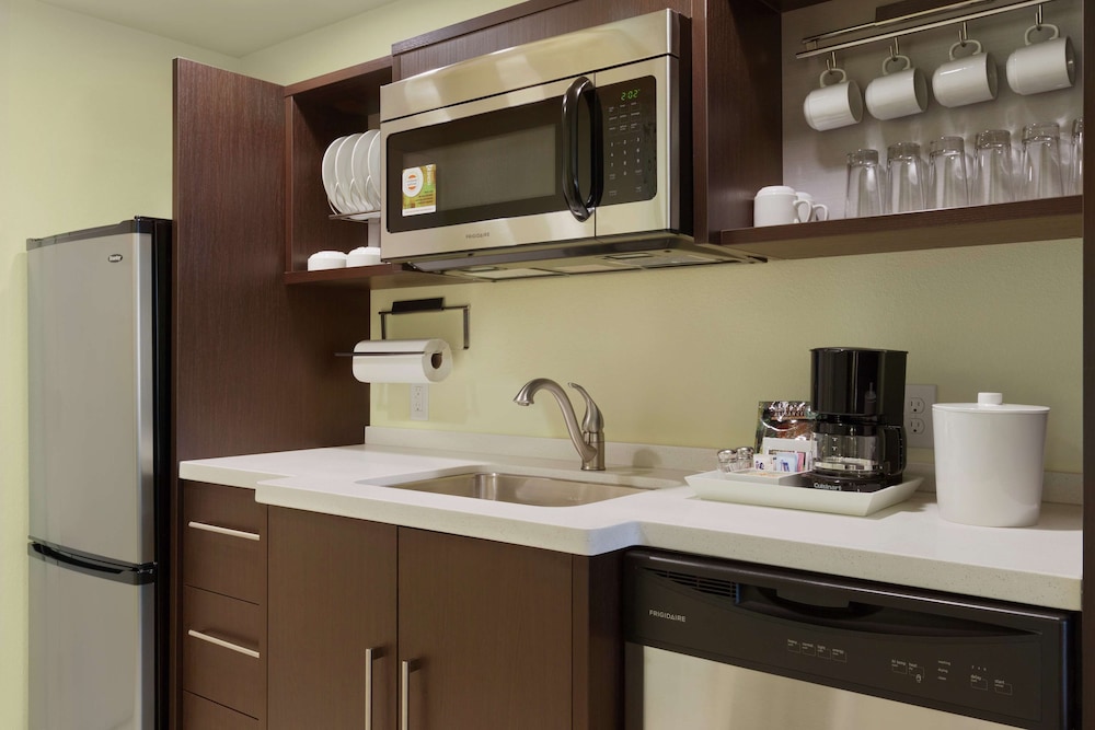 home2 suites by hilton canton