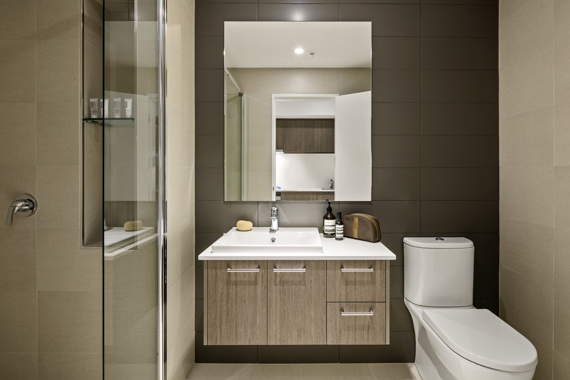 Quest Mounts Bay Road,Perth>>Burswood,5 star